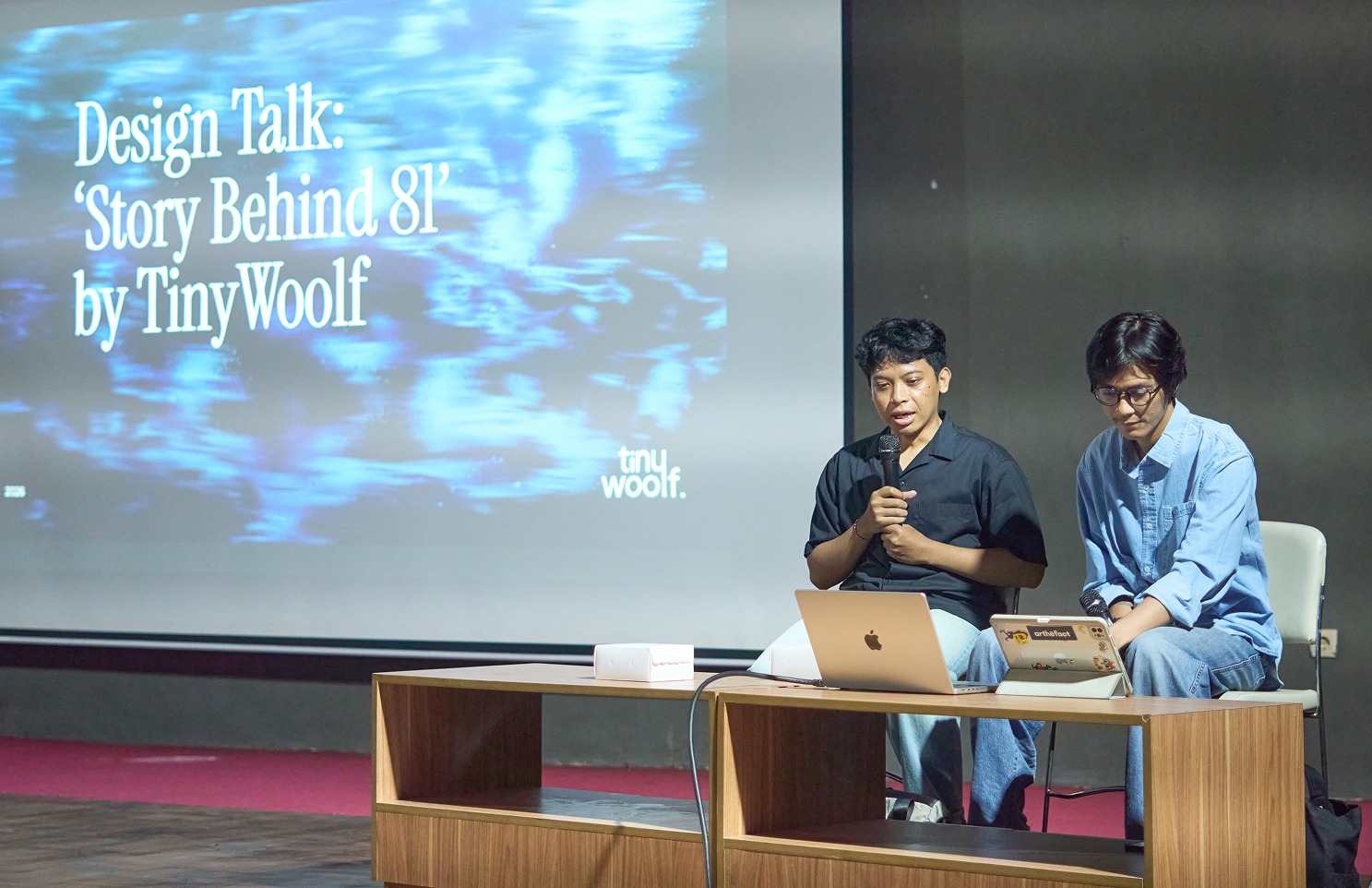 Cover of Design Talk: Story Behind 81 by TinyWoolf